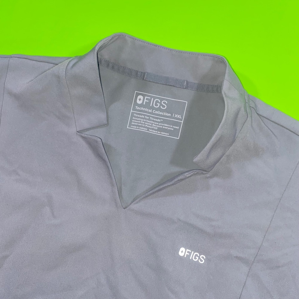FIGS Technical Collection Gray Notched V-Neck Medical Scrub Top‎ XXL Mens